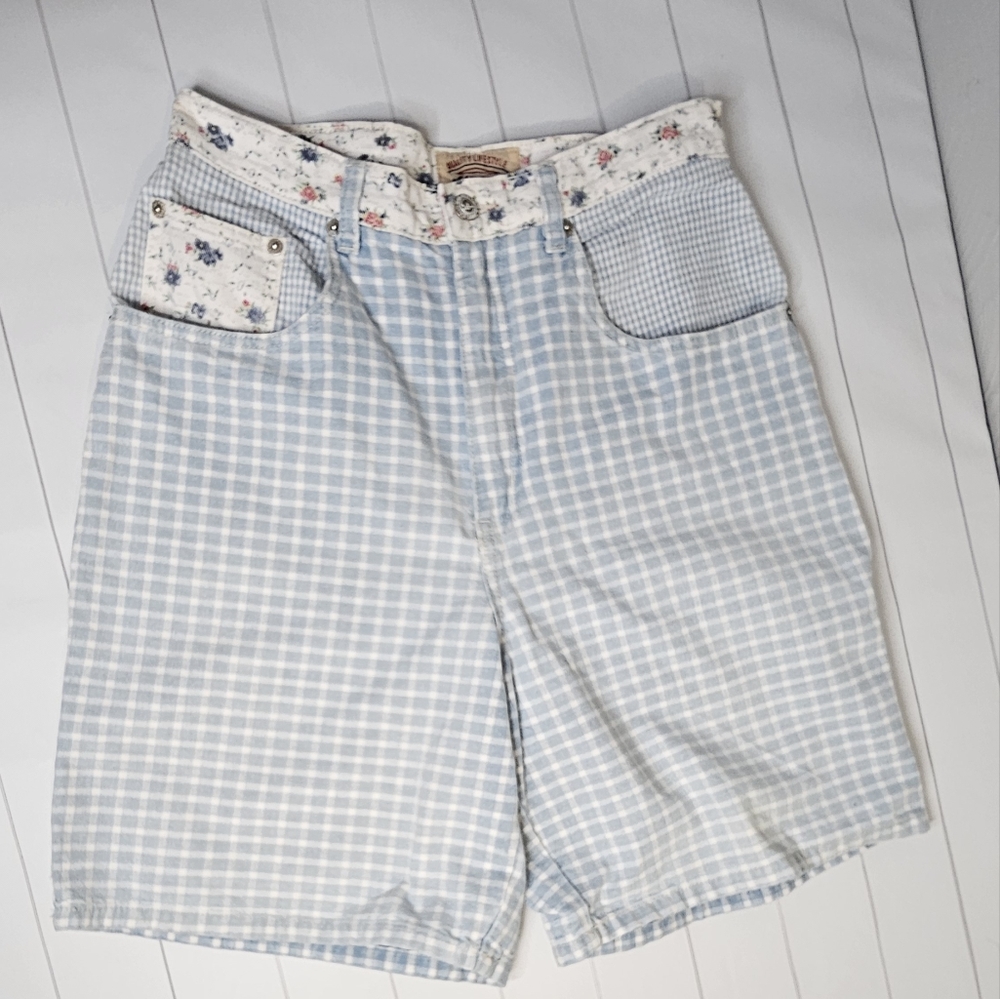 Kikomo floral 90s high rise shorts - Picture 2 of 6
